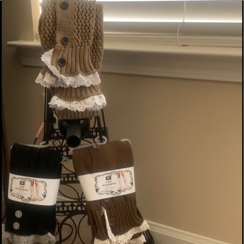 3 FOR $ 20 Leggings & Boots topper. IN GREAT SHAPE